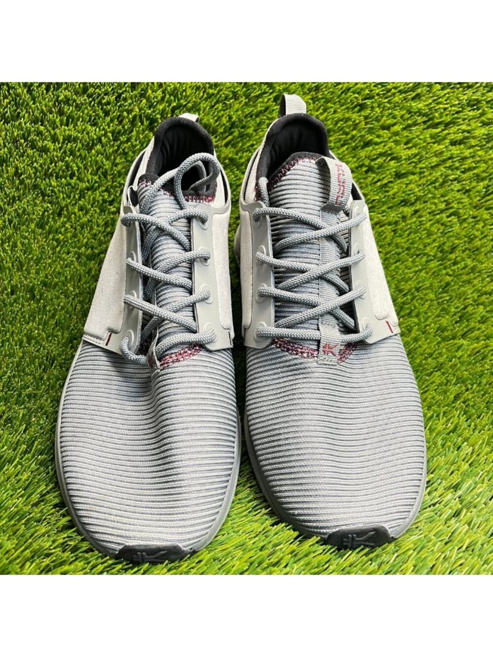 Kuru Atom Mens Size 9E Gray Black Athletic Running Walking Shoes Sneakers